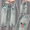 Jeans de Letras Bordadas para Niño Primavera y Otoño Pantalones Casuales Modernos para Niño Pantalones Modernos para Niño para Comercio Exterior
