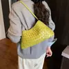 Otoño e Invierno Coreano Nicho Versátil Ropa de Trabajo Bolso Tejido de PU Hecho a Mano Estilo Vacaciones Francesas Cesta de Verduras Bolso de Hombro Único