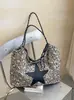 Bolsa tote transfronteiriça com estampa de leopardo retrô para mulheres, de grande capacidade, bolsa de ombro moderna e versátil, bolsa de mão simples e elegante para o dia a dia