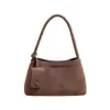 Bolsa de Axila Retrô de Temperamento Nicho para Outono Inicial Feminina Simples Francesa Fosca com Toque de Alta Qualidade Textura de Lichia Bolsa de Ombro Único