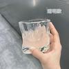Vaso retorcido de gran venta para el hogar Vaso para agua fría de aspecto elegante Vaso de vidrio de forma especial para bar Vaso para whisky té café vaso para agua