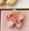 Cor Snub Dye Flor de Lírio Flor de Ovo Prendedor Simples Elegante Prendedor de Nuca Prendedor de Tubarão Versátil Estilo Praia Mulheres