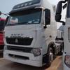 Tractor Blanco de 540 HP con Líquido Lento