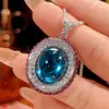 2026 Nuevo Estilo Joyería Huabi Corindón Simulado Retro Grande Incrustado Conjunto Colgante Piedra Principal 15*18 Mayoreo