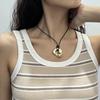 Europeu e Americano Nova Moda Luz Nicho de Luxo Retro Abstrato Oco Cobre Banhado Pingente Corda de Couro Colar Ajustável Corrente de Lã