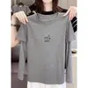 Camiseta de manga larga para mujer de algodón puro, estilo dos piezas falsas, con patchwork a rayas, top casual de moda nicho, estilo elegante, base gris