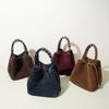Bolso de Mano de Cuero de Vaca de Diseño Nicho Nuevo Otoño e Invierno 2026 para Mujer, Bolso Versátil de Hombro Cruzado de Moda Retro para Viajar
