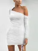 Moda Europeia e Americana Roupas Cordão Malha Ombro Inclinado Sem Costas Cor Pura Simples Vestido Slim de Manga Comprida Justo ao Quadril para Mulheres