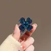 Exquisito Broche de Trébol de Cuatro Hojas de Cristal, Broche de Alta Gama Sencillo y Versátil para Mujer, Elegante Ramillete, Decoración de Ropa de Alta Gama