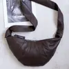 Bolso Croissant de Piel de Oveja de Primera Capa de Alta Gama Transfronterizo, Bolso de Hombro Cruzado Popular de Cuero Genuino, Bolso Croissant