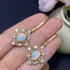 Brincos de Opala Naturais. O cristal é limpo e cheio de fogo, pedra principal 7*9mm. Exquisitamente incrustado em prata S925.