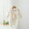 Macacão de Duas Camadas para Primavera e Outono, Roupinha Super Estilosa para Bebê, Peça Única para Bebês Pequenos, Fofo e Adorável para Usar no Outono