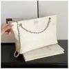 Bolsa de corrente de alta qualidade para o dia a dia, transfronteiriça, para mulheres, nova moda, bolsa tote estilosa de grande capacidade, de ombro e transversal, moderna