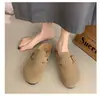 Elegantes mules retro de punta cerrada con hebilla para mujer, nuevo modelo otoño 2026, cómodos para usar al aire libre, mules sin cordones de suela gruesa