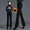 Calça comprida grossa de chenille com forro de fleece, cintura alta, estampa de letras para mulheres, outono e inverno, estilo mãe de meia-idade, calça de sino casual de pelúcia