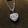 Novo temperamento simples diamante branco simulação moissanita pingente de coração moda feminina amor colar clavícula