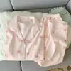 Directo de fábrica [47 patrones] cárdigan de doble capa de algodón nube con solapa, ropa de casa de verano de manga larga y pantalones largos