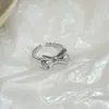 Anillo Minimalista de Zirconia Nicho Gama Alta Vintage Anillo para Dedo Índice Moda de Lujo Ligero Joyería Versátil