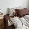 Conjunto de quatro peças de roupa de cama de algodão fresco e retrô estilo Ins, amigável à pele e macio, lençol e capa de edredom de algodão puro, conjunto de três peças para dormitório 4