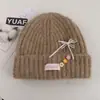 Gorro de tricô em mistura de lã estilo coreano para mulheres, quente e que afina o rosto, com laço floral, adequado para cabeças grandes