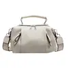 Bolsa de luxo de nicho para mulheres, nova coleção 2026, apresentando couro macio plissado texturizado, um design em formato de almofada, alça de ombro larga versátil e estilo crossbody