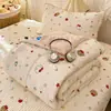 Juego de Edredón de Verano de Cuatro Piezas con Estampado de Dibujos Animados, Edredón Refrescante de Verano, Edredón para Aire Acondicionado, Juego de Cubre Cama, Juego de Ropa de Cama de Tres Piezas para Dormitorio de Estudiantes