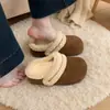 Medias zapatillas estilo Birkenstock para mujer de doble capa con ribete de felpa, novedad otoño/invierno 2026, zapatillas peludas retro de punta cerrada para usar en exteriores con forro de vellón añadido