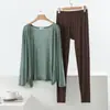 Conjunto de Duas Peças de Moda Casa Nova Primavera e Verão para Mulheres, Conjunto Casual de Camisa com Proteção Solar Solta Fina e Leggings