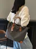 Bolsa Tote de Grande Capacidade 2025 Nova Bolsa de Mão Versátil Bolsa de Ombro de Moda de Alta Qualidade Bolsa de Viagem