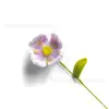 Ramo de flores de alambre trenzado terminado con tallos individuales de rosas y girasoles, arreglo de flores artificiales adecuado para decoración de regalo del Día del Maestro