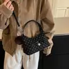 Bolso de hombro de lunares transfronterizo, nuevo bolso de axila estilo coreano 2026, lindo bolso cruzado con lazo, bolso tipo dumpling de alta gama