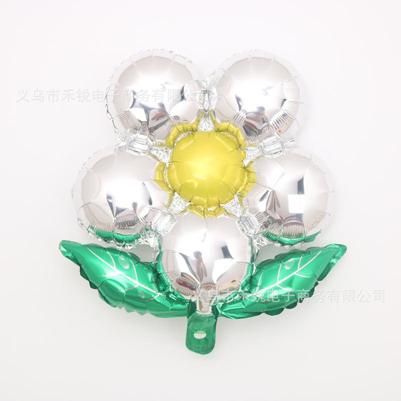 绿叶五瓣花银色