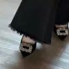 Tacones Altos Elegantes de Punta Fina de Gama Alta, Nuevo Estilo Primavera y Otoño 2025 para Mujer, Zapatos de Boda Nupcial Blanco Crudo que Aumentan la Altura con Tacones Finos que Hacen que las Piernas se Vean Más Largas