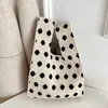 Ins Celebridade da Internet Nova Bolsa de Tricô Estilo Animal Fofo Bolsa Colete Bolsa Feminina Estilo Japonês e Coreano Versátil Bolsa de Tricô para Exterior