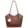 Bolsa tote retro europeia e americana para mulheres, grande capacidade, nova bolsa de ombro, casual, simples, estilosa, adequada para o trajeto diário, bolsa de ombro