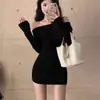 Vestido Sexy de Hombro Único con Mangas Largas, Estilo Socialité, Ajuste Ceñido, Hombros Descubiertos, Vestido Corto Bodycon, Nuevo Estilo Primavera y Otoño