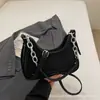 Bolsa de Mão Feminina Fashion 2026 Novo Modelo Versátil de Alta Qualidade Bolsa de Ombro Grande Capacidade Casual para o Dia a Dia Tendência