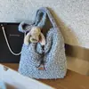 Bolsa de Inverno Grande Capacidade Feminina 2025 Nova Bolsa Balde Acolchoada Moda Bolsa de Ombro Transversal Mochila Xadrez Dupla Face