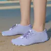 Sapatos de vadeio de secagem rápida para exterior, resistentes ao desgaste, antiderrapantes, sapatos aquáticos leves, sapatos de praia, sapatos anfíbios para homens e mulheres, sapatos de ioga respiráveis