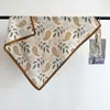 Lenço Quadrado Pequeno de Seda e Lã Estilo Coreano Versátil Castanha de Caju para Mulheres no Outono e Inverno Padrão Espinha de Peixe Lenço Decorativo Lenço Estiloso