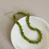 Collar de Piedra Natural Fresca Pequeña con Cuentas Color Verde Uva Diseño de Nicho Femenino Dulce Suave Collar Versátil Cadena para Suéter