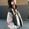 Jaqueta de Baseball com Manga em Couro Patchwork para Homens e Mulheres, Novo Outono e Inverno Roupa de Casal, Solta Estilo Retro Americano Tendência Nacional Estilo Europeu e Americano Roupa Exterior