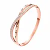 Selección transfronteriza de pulseras de acero inoxidable con diamantes, patrón romano de cruz anudada, joyería versátil de nicho para mujer