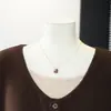 Conjunto elegante e estiloso de duas peças com mangas compridas para mães, novo modelo primavera e outono 2026, roupas para mulheres de meia-idade que te deixam mais jovem
