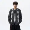 Suprimento Direto da Fábrica Suéter Cardigan Retrô Americano Color Block Xadrez para Homens e Mulheres Outono Solto Casal Casual Tricô