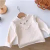 Ropa de otoño e invierno para niñas: Elegantes tops de primera capa para bebés, diseños modernos y únicos, estilo coreano, con forro polar, tela engrosada y ribete de encaje bordado
