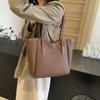 Bolso de Hombro Retro de Gran Capacidad con Patrón Lichi para Mujer 2024 Nuevo Transfronterizo de Alta Gama Sencillo para Trabajo y Desplazamientos