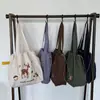 Bolso de Hombro Estilo Japonés Ins de Gran Capacidad para Mujer Bolso Tote Bordado de Dibujos Animados Bolsa de Lona para Viajes Ropa Casual de Trabajo Estudiante