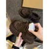 Zapatos planos retro de cordones de nicho, nueva colección de primavera 2026, color Maillard, suela gruesa, que aumentan la altura, zapatos de plataforma, zapatos de mujer, adecuados para mujeres bajitas