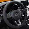 Nueva funda de volante de cuero cómoda transfronteriza con relieve de cuero de fibra con patrón de diamante, adecuada para todas las estaciones y antideslizante